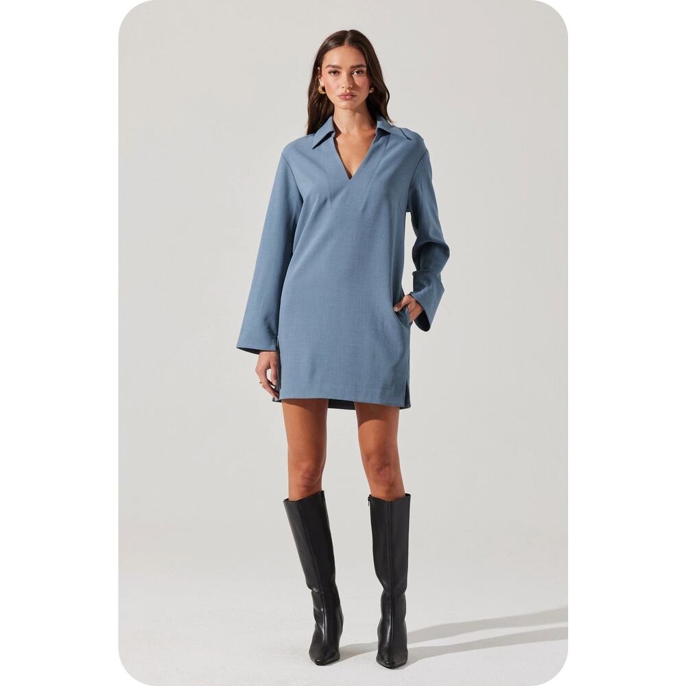 ASTR The Label‎ Slate Blue Collared V-Neck Shift Dress Size XS Oversized NWOT